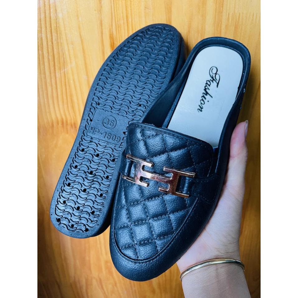 Dép Sục Nữ Nhựa Màu Đen Chịu Nước , Trẻ Trung 1609H