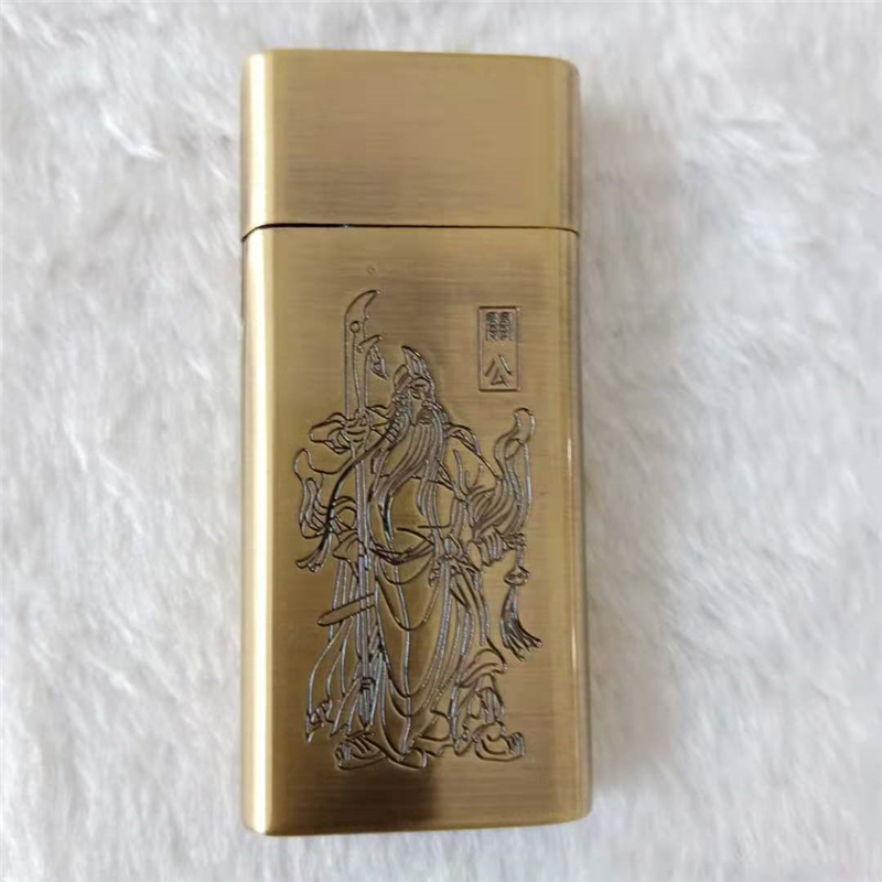 Hột Quẹt Bật Lửa Xăng Đá Dolphin HY-699Q Khắc Hình Quan Công/ Hoa Văn Độc Lạ - Nhiều Màu