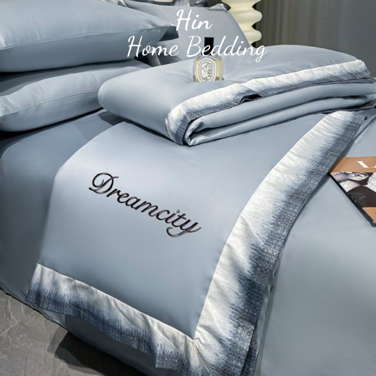Bộ Chăn Ga Gối Đệm 5 Món Chăn Phao Lụa Thái Hin Home Bedding Mẫu Xanh Nhạt