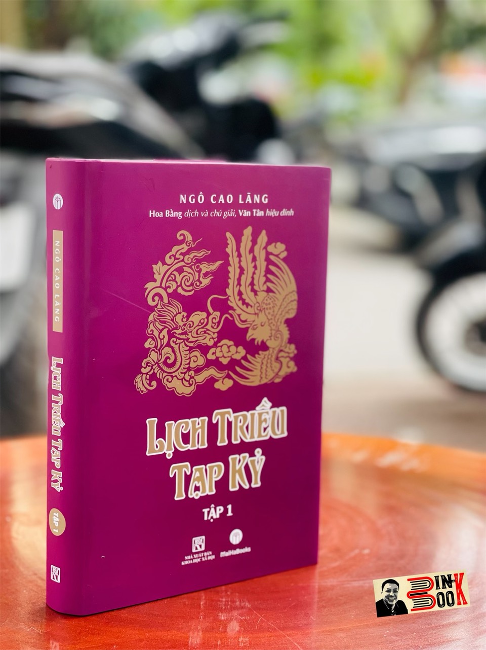 LỊCH TRIỀU TẠP KỶ (tập 1) – HOA BẰNG dịch – in bản Hán văn -