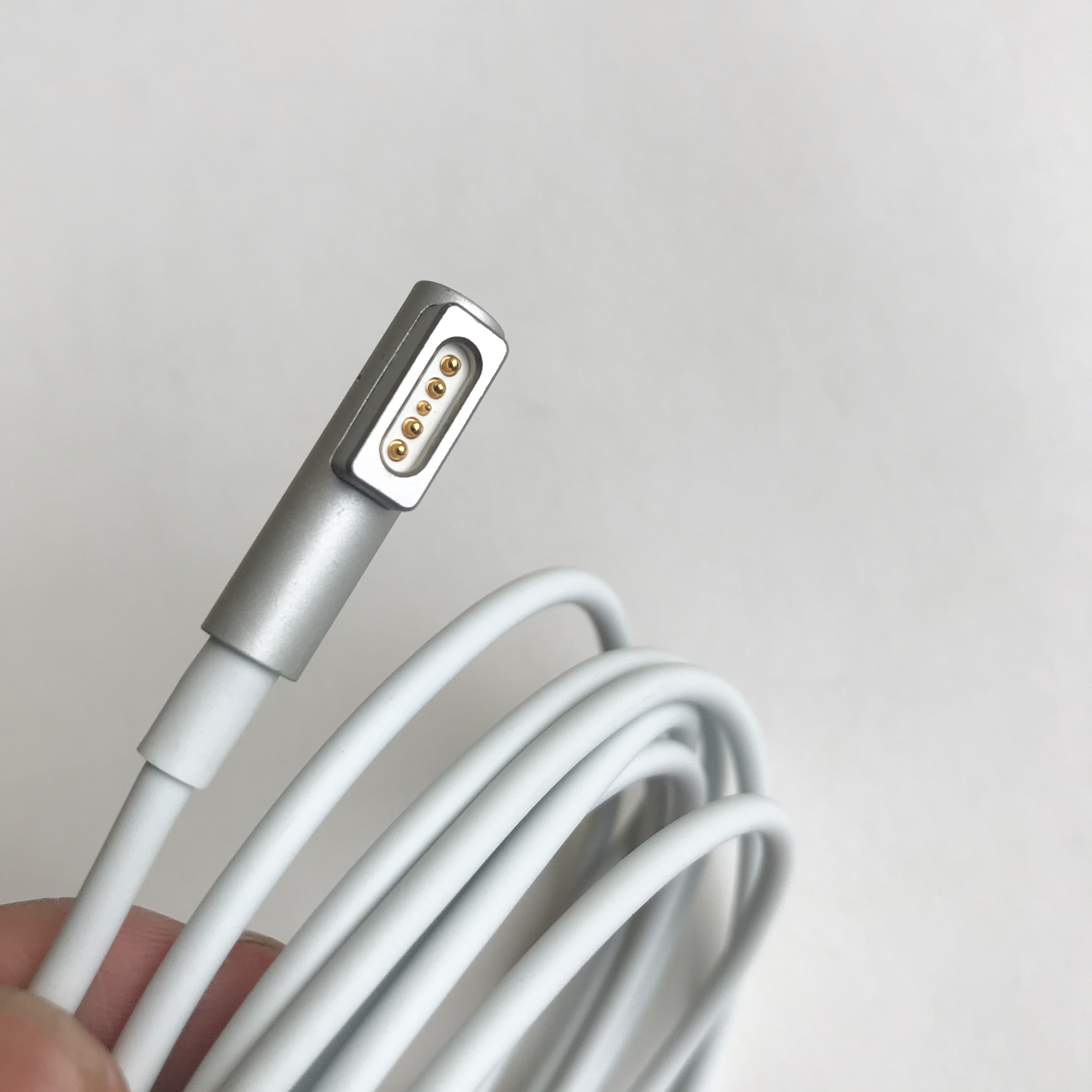 Cáp sạc chân Type c dùng cho Macbook đầu L chất lượng cao