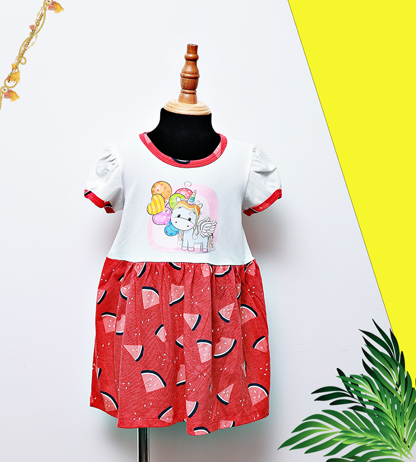 ĐẦM BÉ GÁI IN PONY TÙNG XÒE PHỐI TRẮNG - HV DƯA HẤU