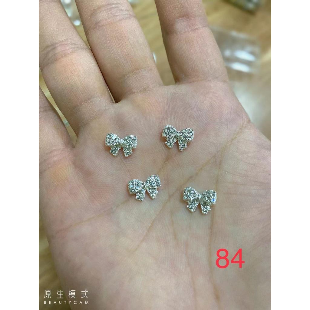 charm trang trí nail