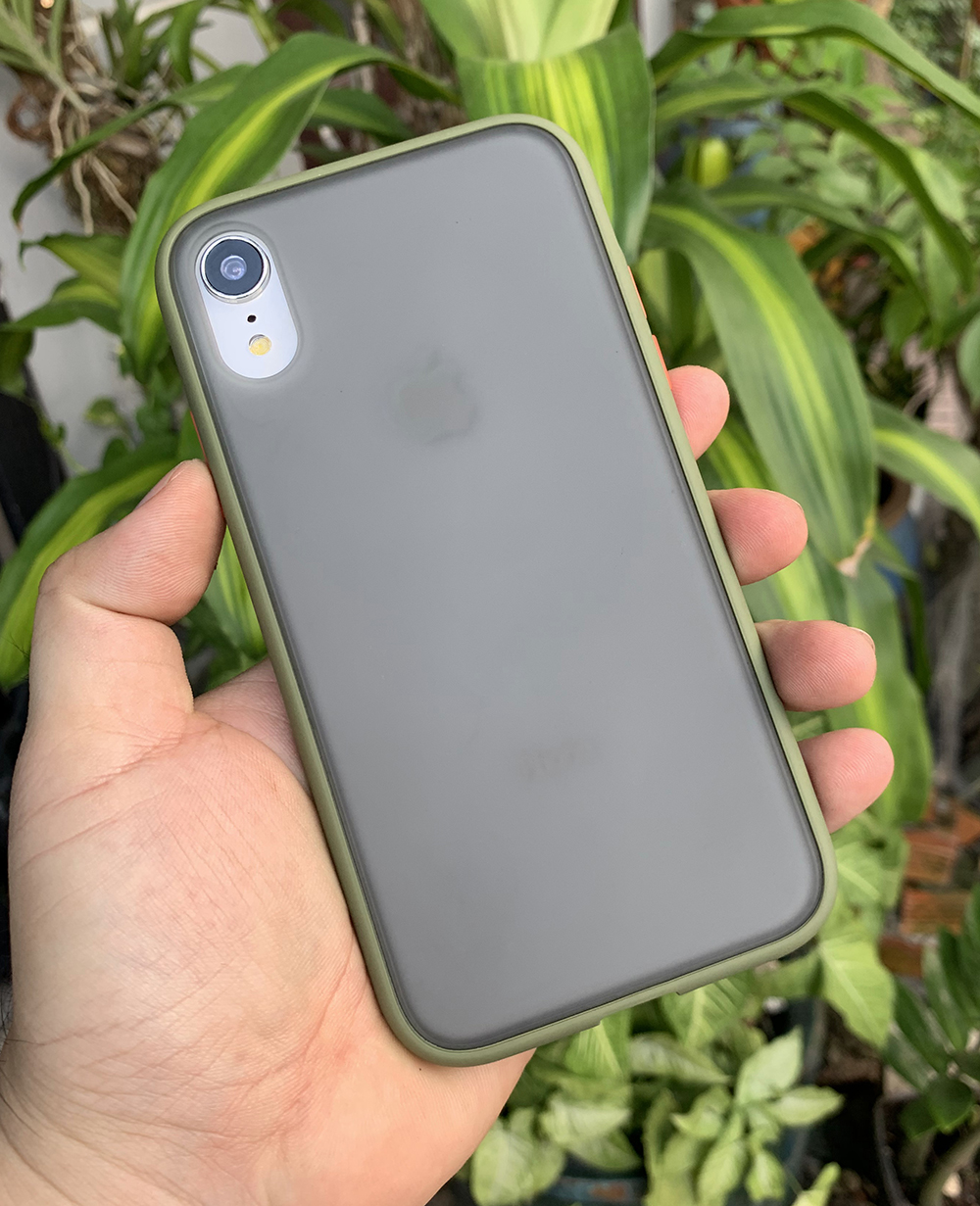 Ốp lưng chống sốc dành cho iPhone XR nút bấm màu cam - Màu xanh