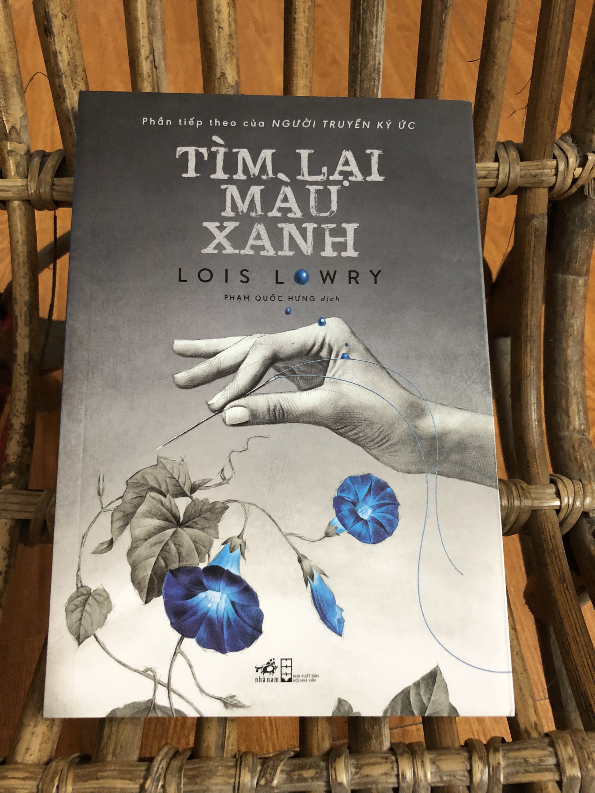 Tìm Lại Màu Xanh - Lois Lowry