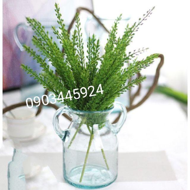 Cành điểm thông dày dặn loại 1- cây giả