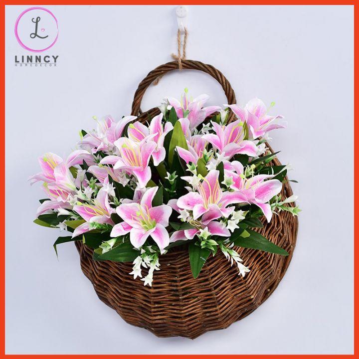 Hoa giả - giỏ hoa lụa treo tường mây tre đan nhiều mẫu trang trí nhà cửa, cửa hàng, văn phòng, lớp học