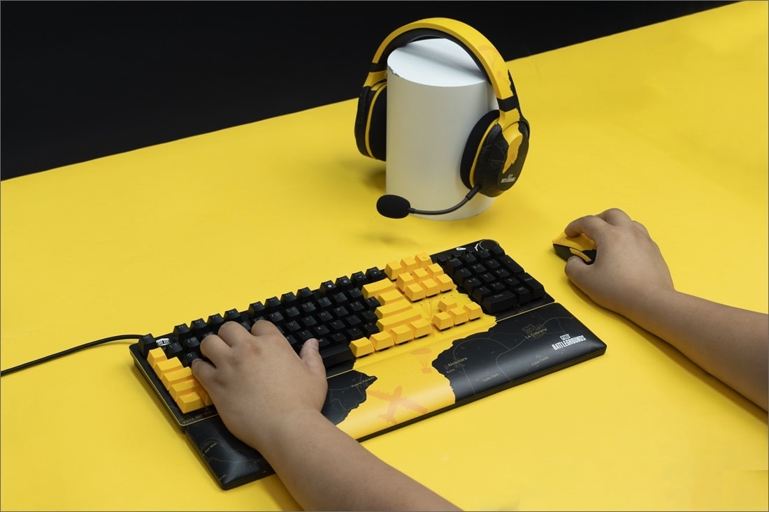 Bàn phím Razer Huntsman V2 PUBG: BATTLEGROUNDS Edition
