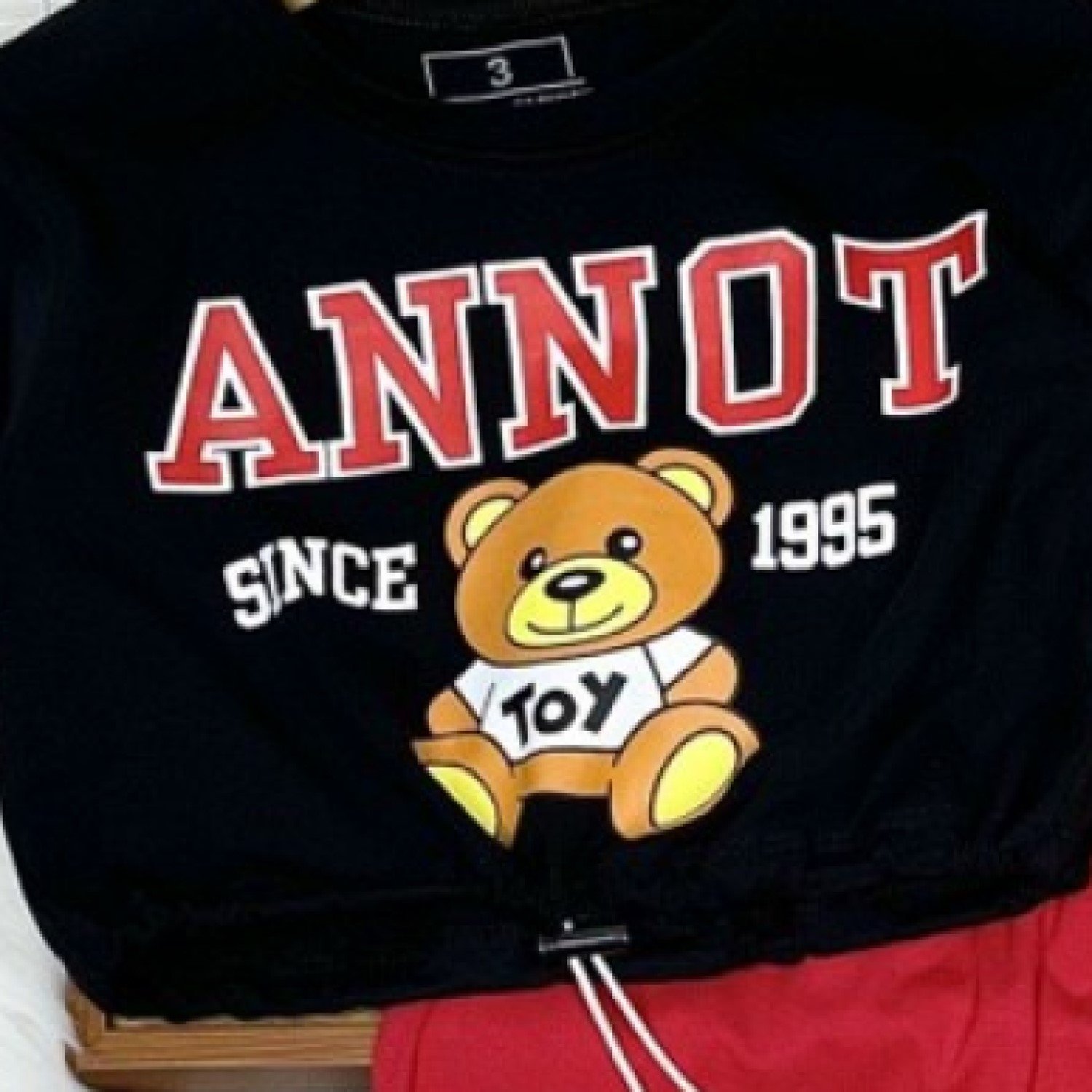 G00000815 Set áo croptop đỏ dây rút cá tính quần jogger thể thao cho bé gái
