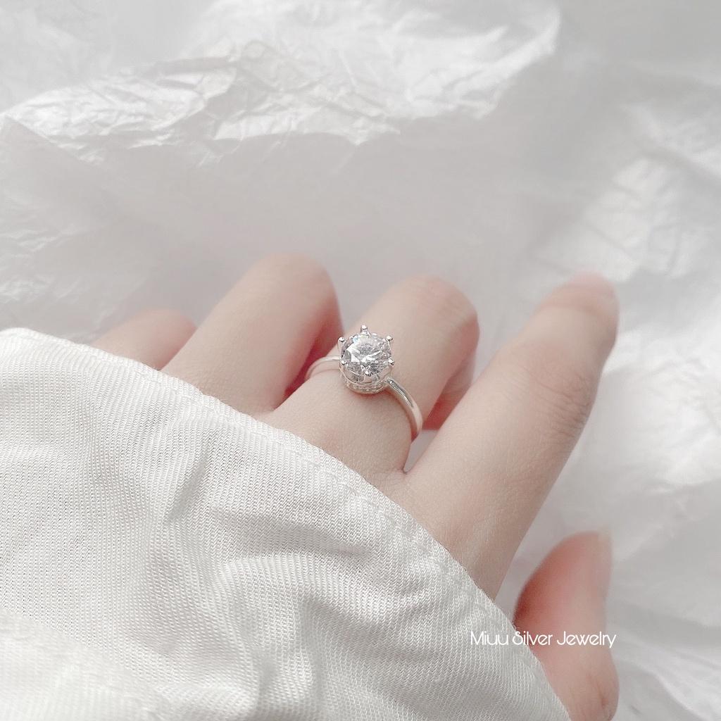 Nhẫn bạc nữ Miuu Silver đính đá sang trọng, ổ đá 6 trấu Romia Ring