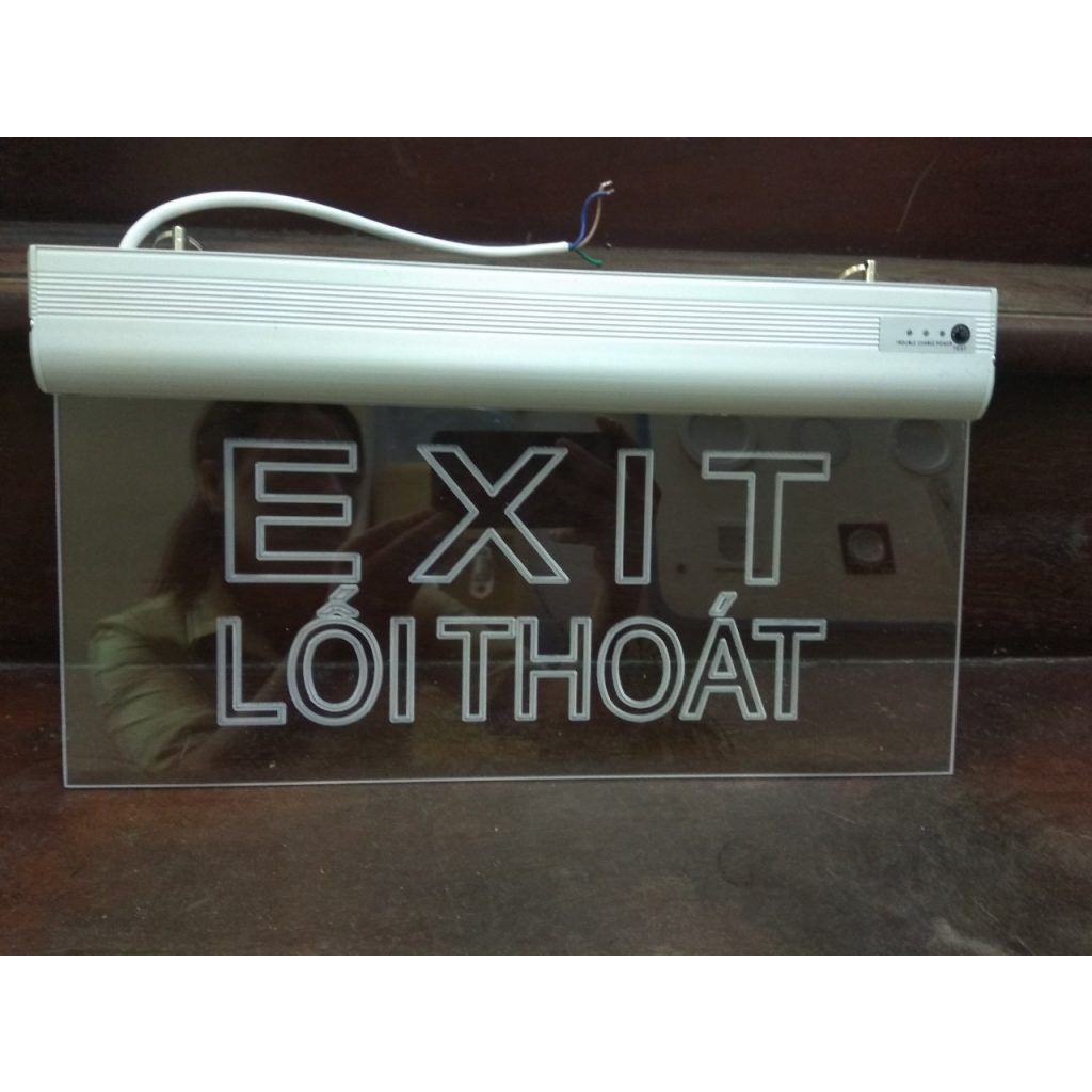 Đèn led Exit mica 1 mặt không chỉ hướng CSC06-04