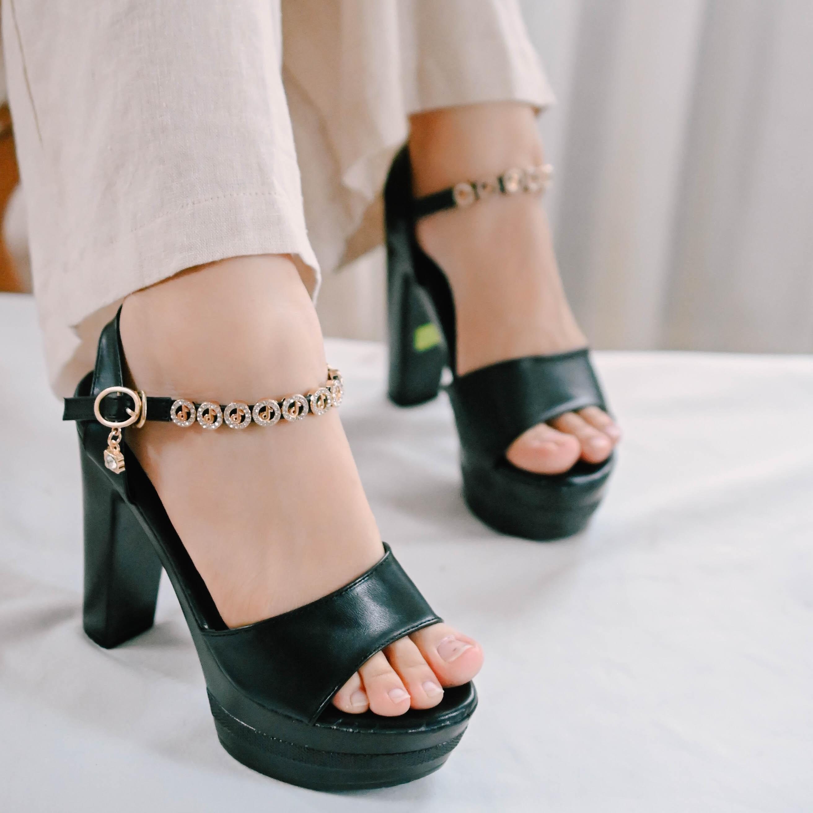 Sandal cao gót nữ đế 12F