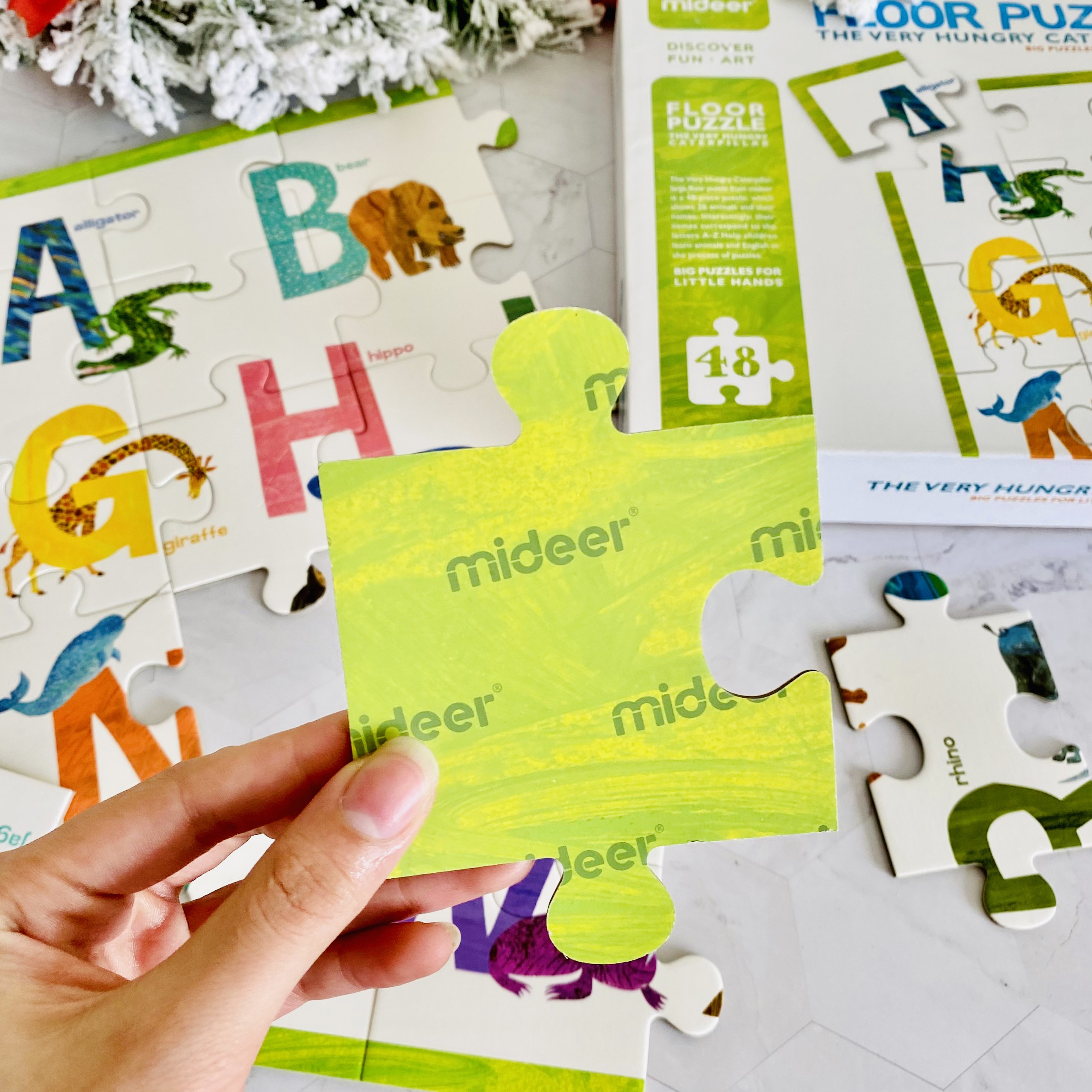 Đồ chơi xếp hình Mideer Floor Puzzle - Bảng Ghép Chữ Cái Tiếng Anh Phiên Bản Chú Sâu Háu Ăn