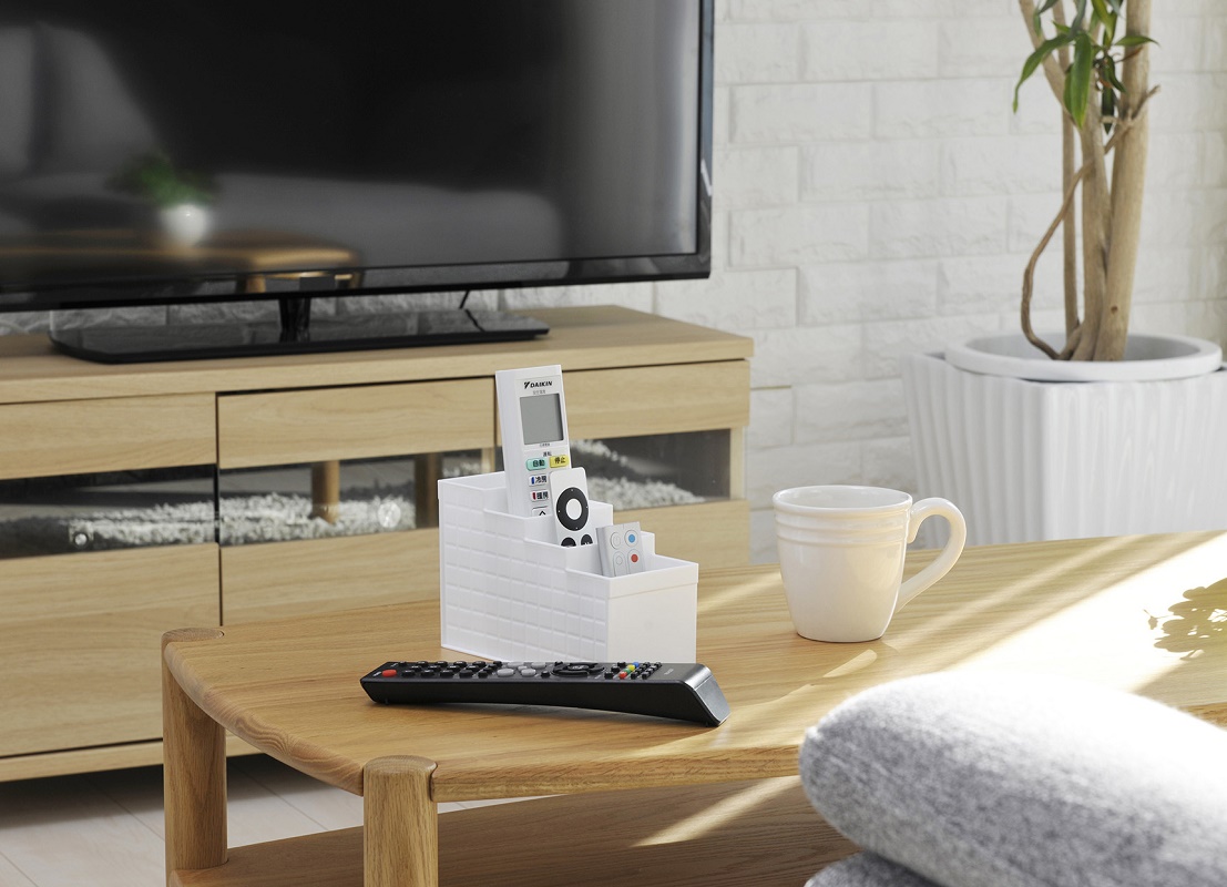 Ống đựng remote, vật dụng 4 ngăn