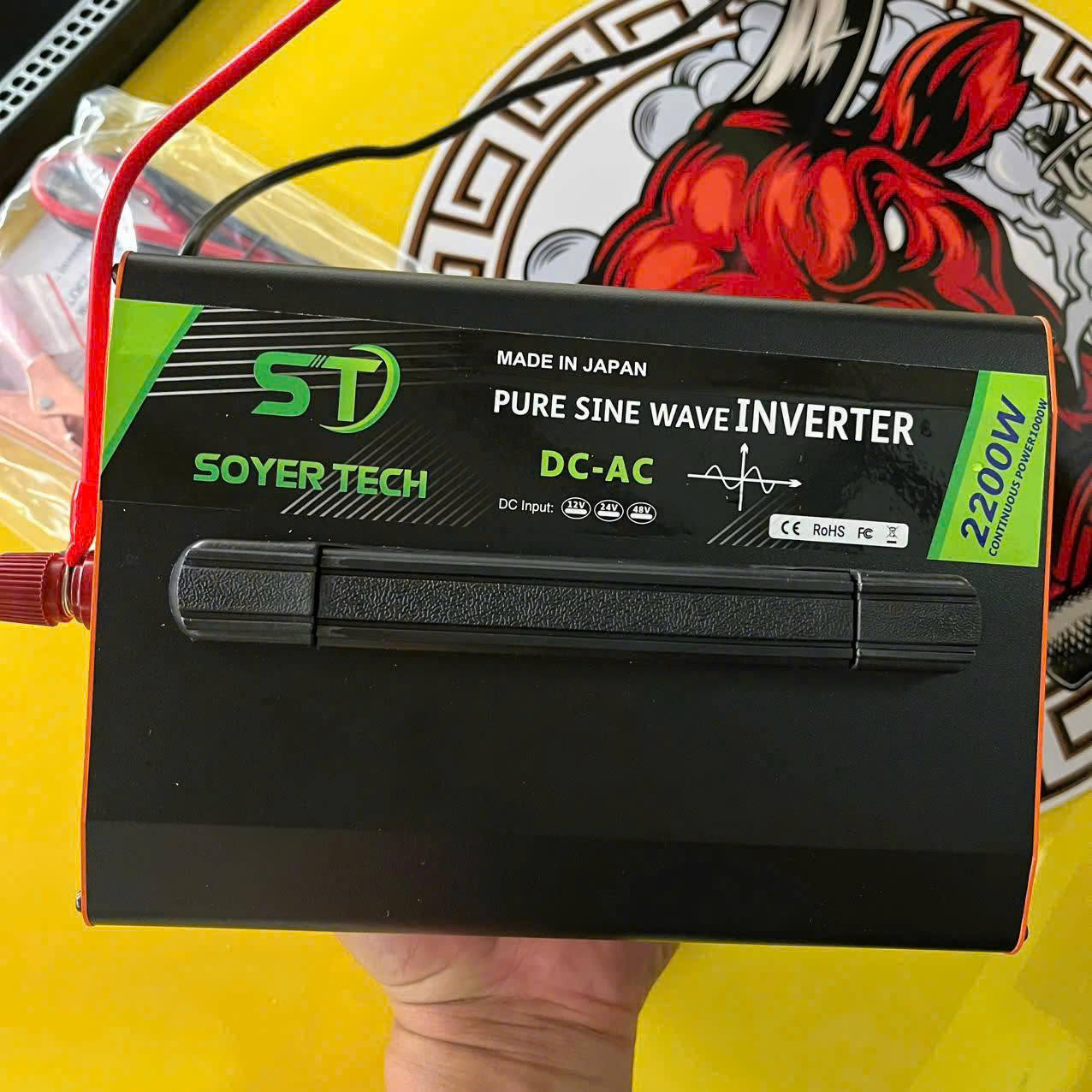 Biến Tần Kích Điện ST 2200W – Inverter 12V/24V Lên 220V Công Suất Lớn, Bền Bỉ, ĐÈN TRANG TRÍ