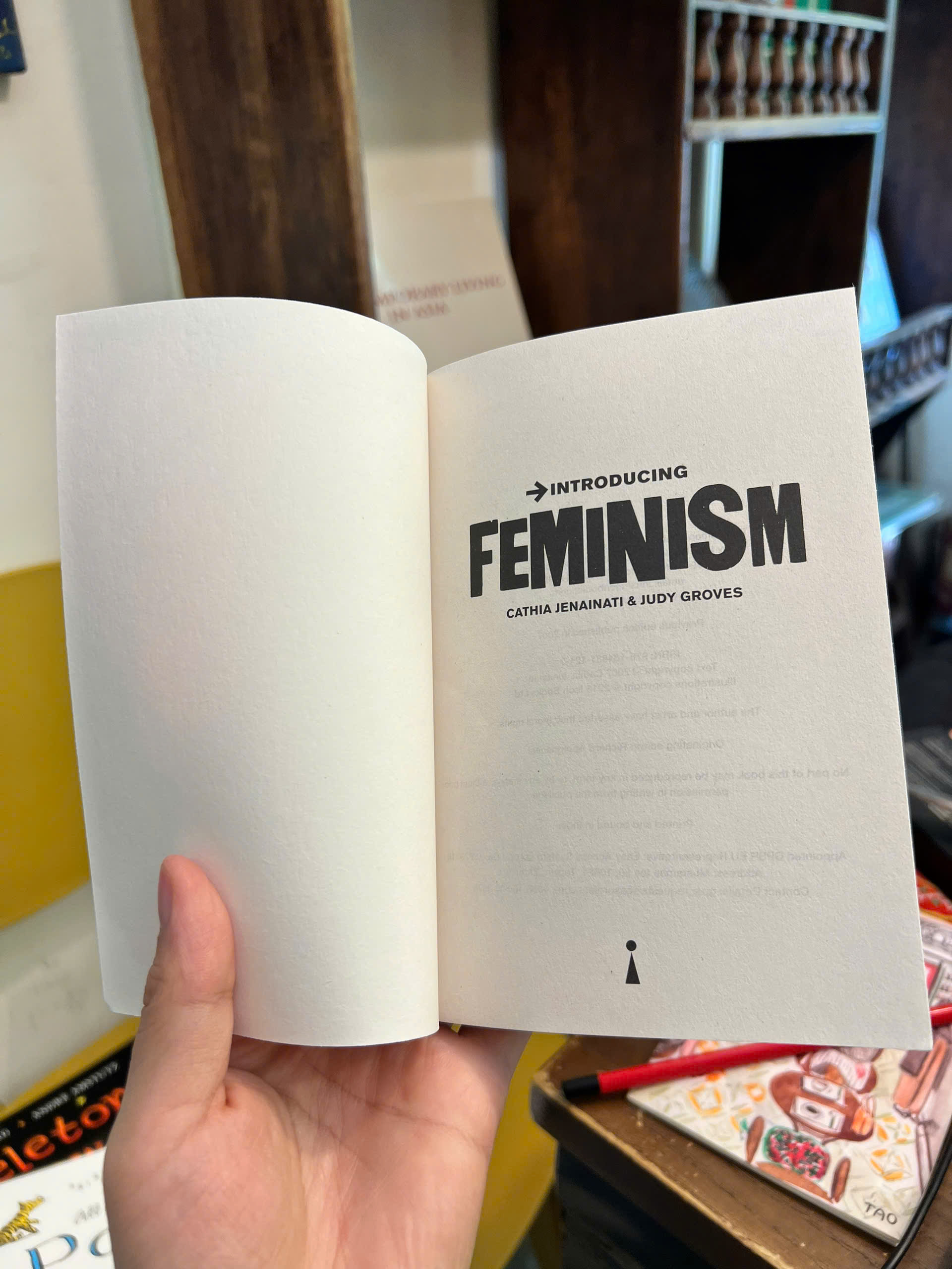 Sách - Introducing Feminism: A Graphic Guide | Nonfiction / History / Ngoại văn Nhập khẩu / Nữ quyền