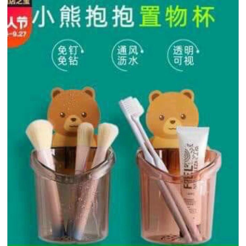 Cốc gấu dán tường tiện ích
