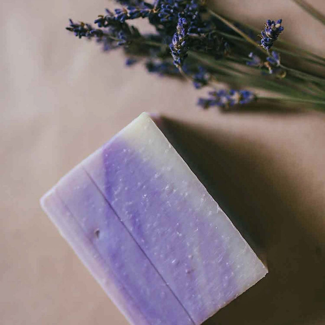 Sáp Tắm Oải Hương Handmade Soap Calming Lavender Scentuals