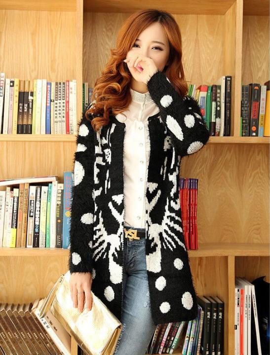 Áo khoác len dáng dài con cọp Mã: AO2847