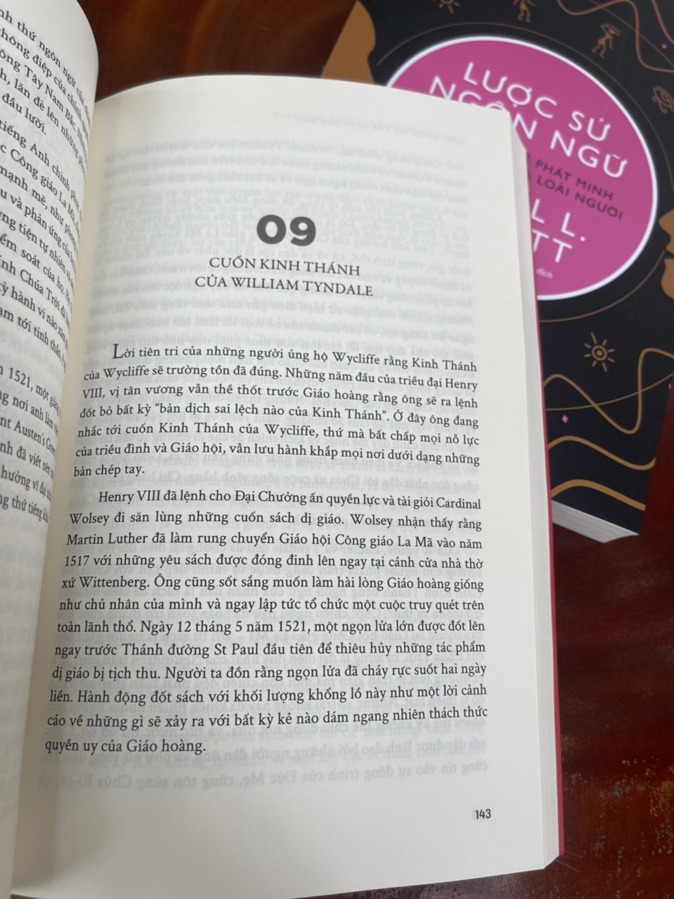 LƯỢC SỬ NGÔN NGỮ - CUỘC PHIÊU LƯU CỦA NGÔN NGỮ ANH