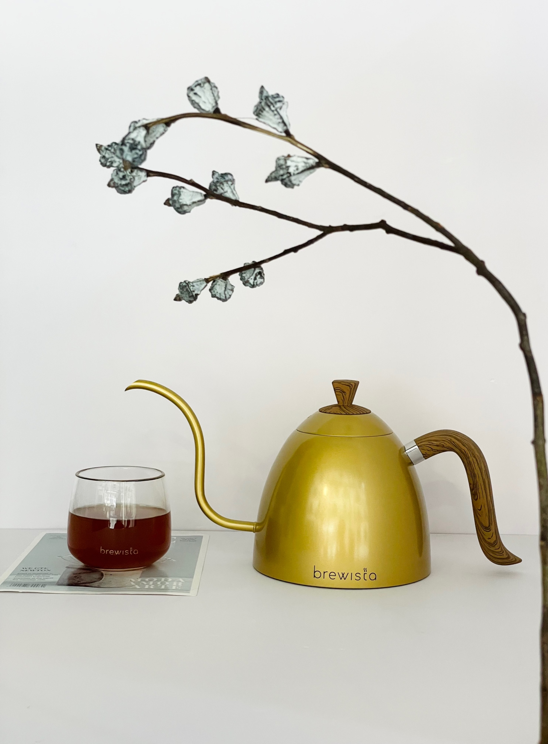 Ấm rót cà phê pour over Brewista 700ml - Champagne Gold