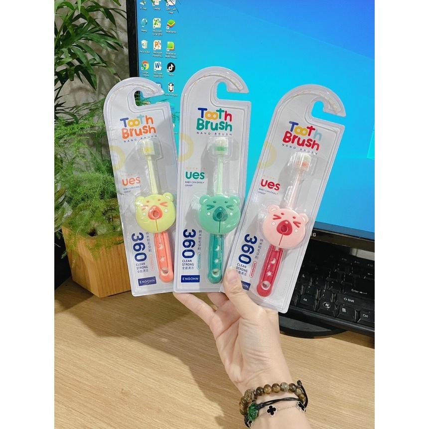 Bàn chải đánh răng siêu mềm cho bé xoay 360, Bàn chải cầm tay cho trẻ từ 1 tuổi có vách ngăn an toàn