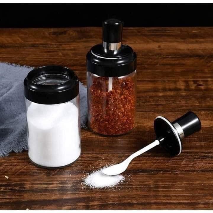 Lọ gia vị kèm muỗng