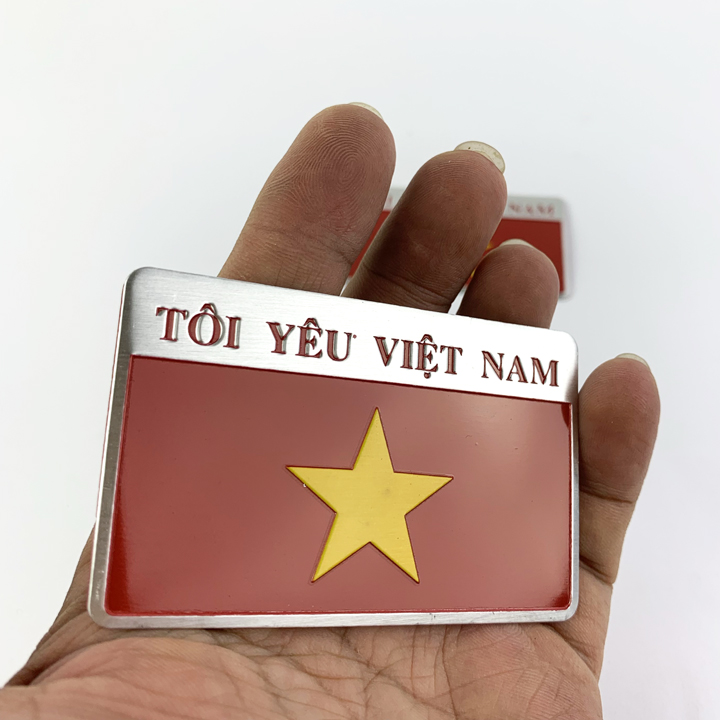 Bộ 2 Sticker kim loại hình cờ Tôi Yêu Việt Nam dán trang trí ô tô, xe máy (5cm x 8cm)