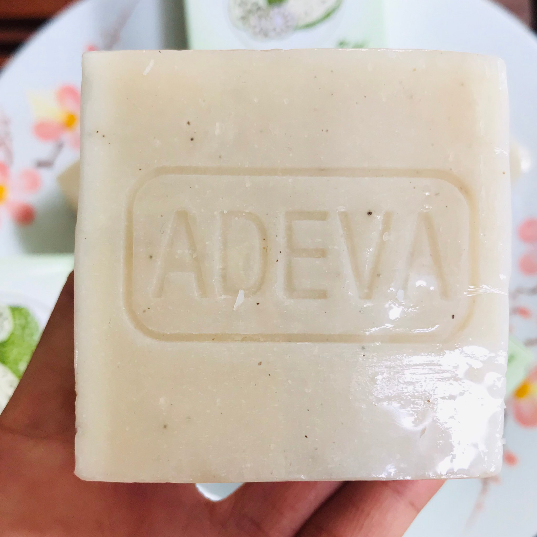 Xà phòng handmade Adeva Naturals - Xà bông Trái nhàu Noni (3 bánh - 100 gr/ 1 bánh)