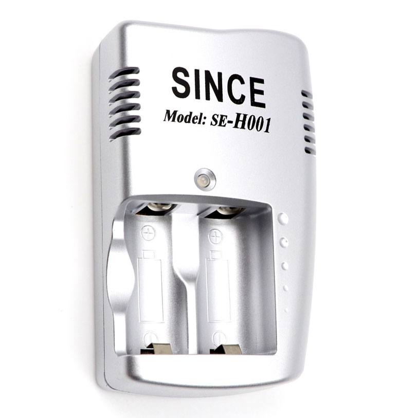 Bộ 2 Pin Một Sạc CR123 Ultra Fire - Hàng Nhập Khẩu