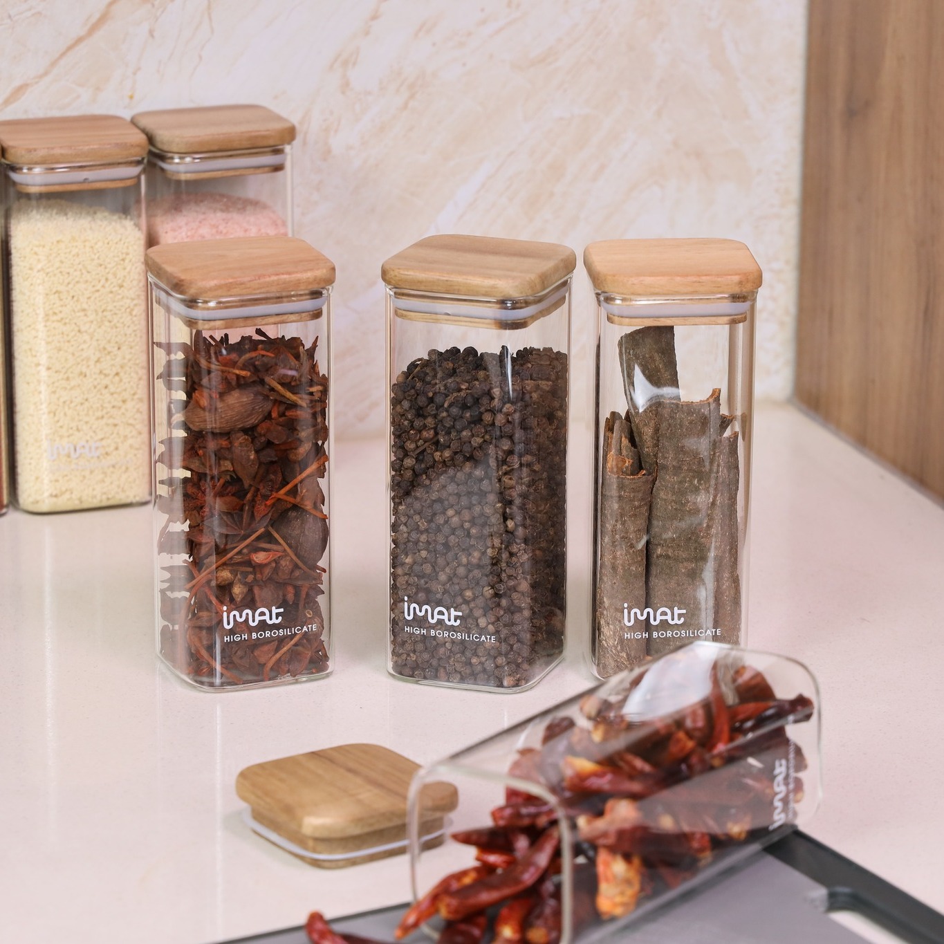 Bộ 4 Hũ Gia Vị Imat Thủy Tinh Nắp Gỗ Acacia ACA 400ml Sang Trọng Tiện Dụng