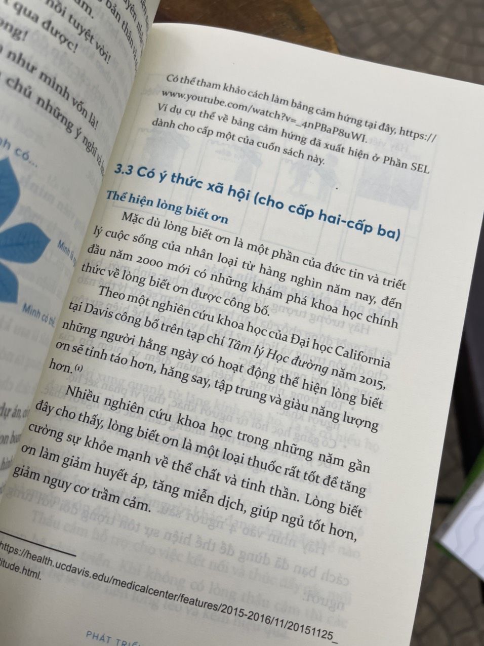 PHÁT TRIỂN NĂNG LỰC CẢM XÚC XÃ HỘI - Giúp tăng trưởng EQ, thúc đẩy thành công - Hong Dinh – Nhã Nam