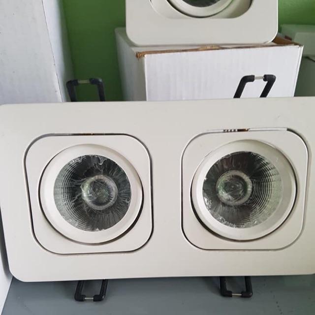 Đèn âm trần đôi xoay 360 24w