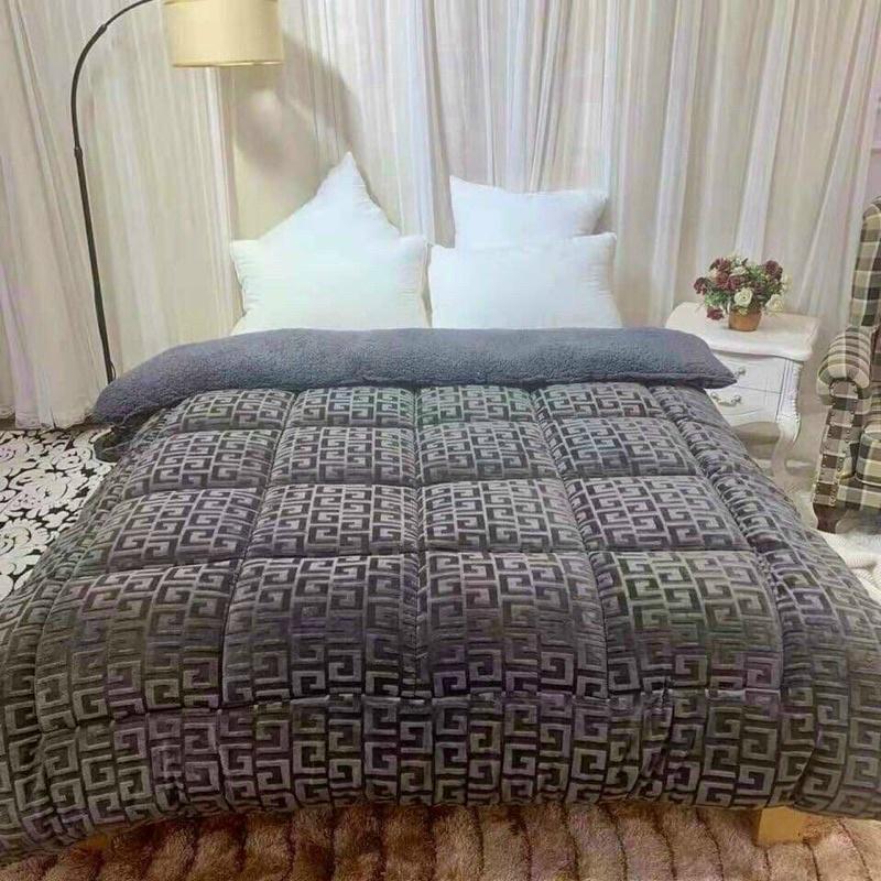 Chăn Lông Chữ Vạn In 3D Nặng 3KG