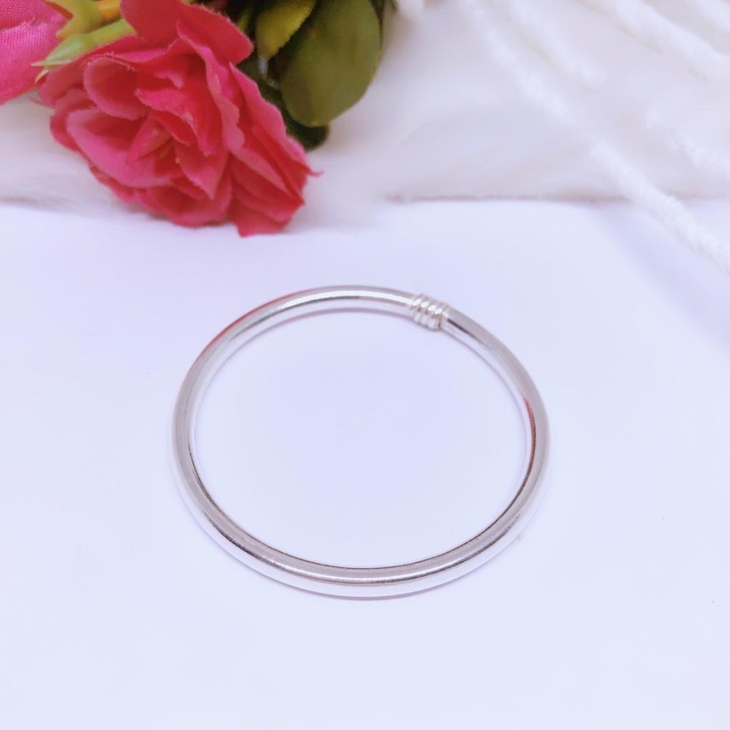 VÒNG TAY TRƠNbạc đẹp đơn giản ,nhẹ nhàng chuẩn bạc ta