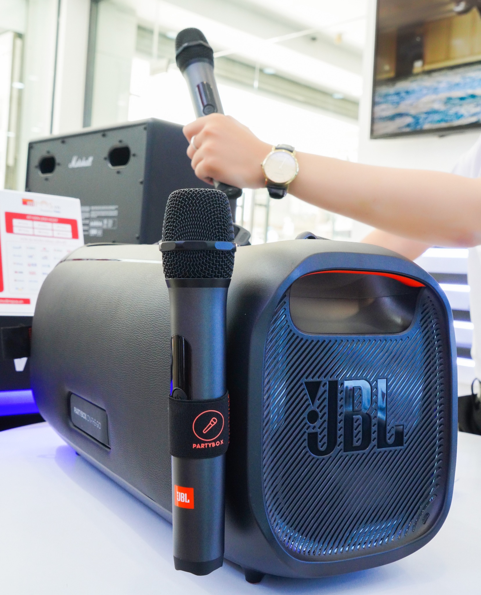 Loa Bluetooth JBL Partybox On The Go - Hàng Chính Hãng