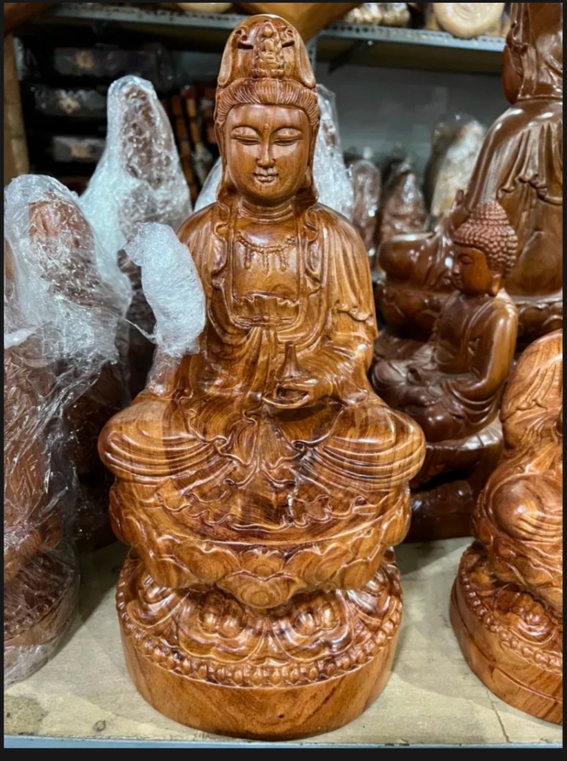 Tượng quan âm gỗ bách xanh cao 30 cm nguyên khối