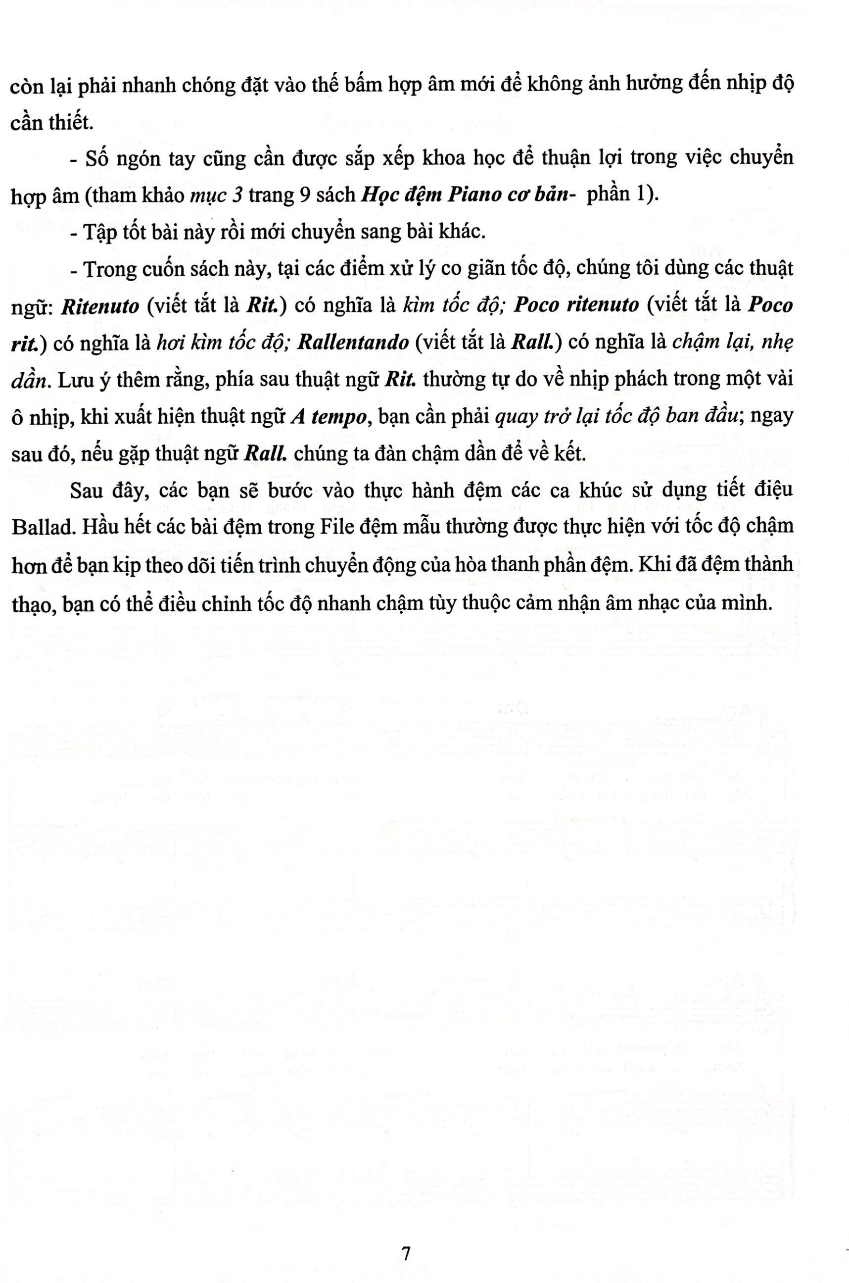 Sách Học Đệm Piano Cơ Bản 3 (Tái Bản 2020)