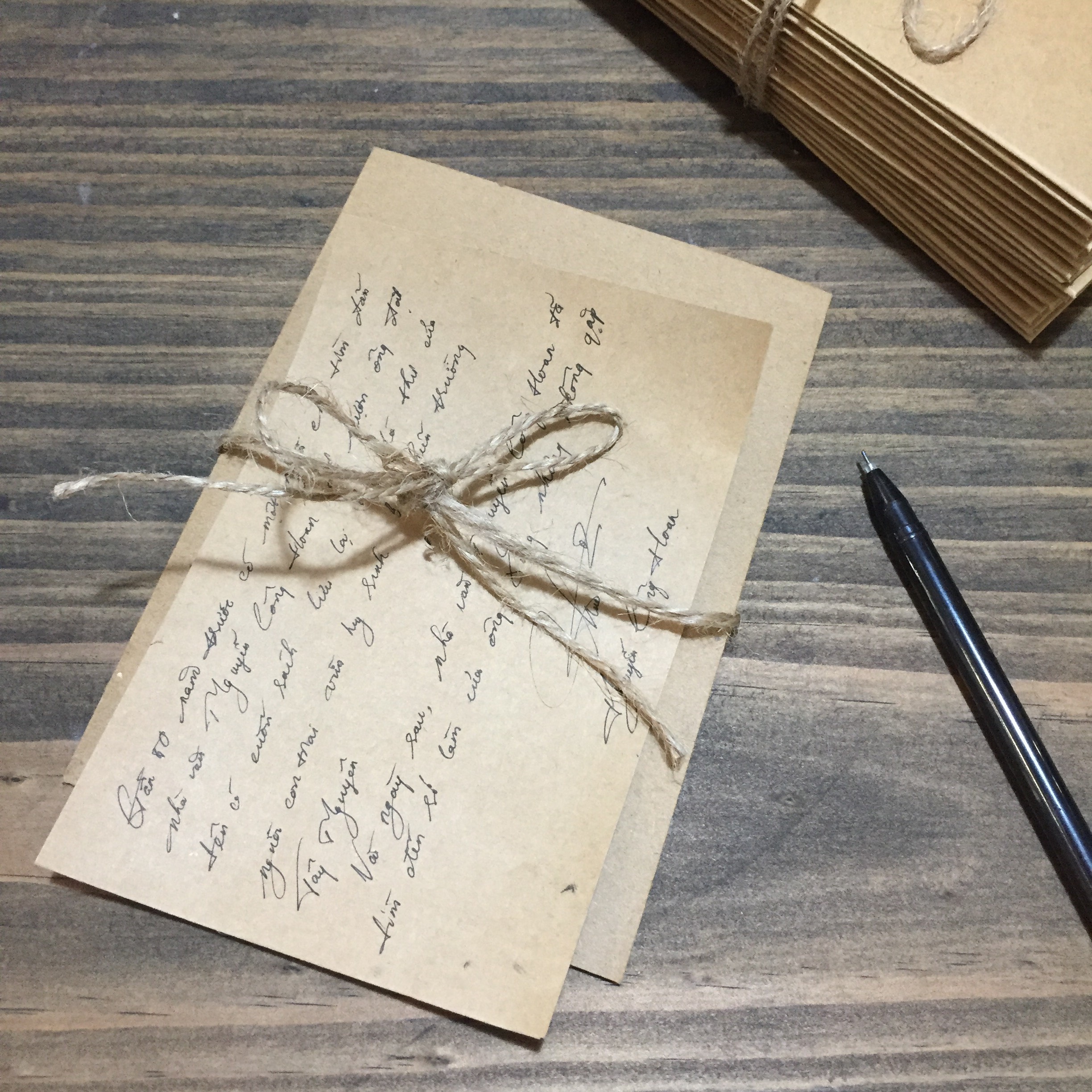 Bao thư kraft nâu , phong bì, thiệp vintage kích thước 11x16 tặng kèm dây thừng và giấy viết thư