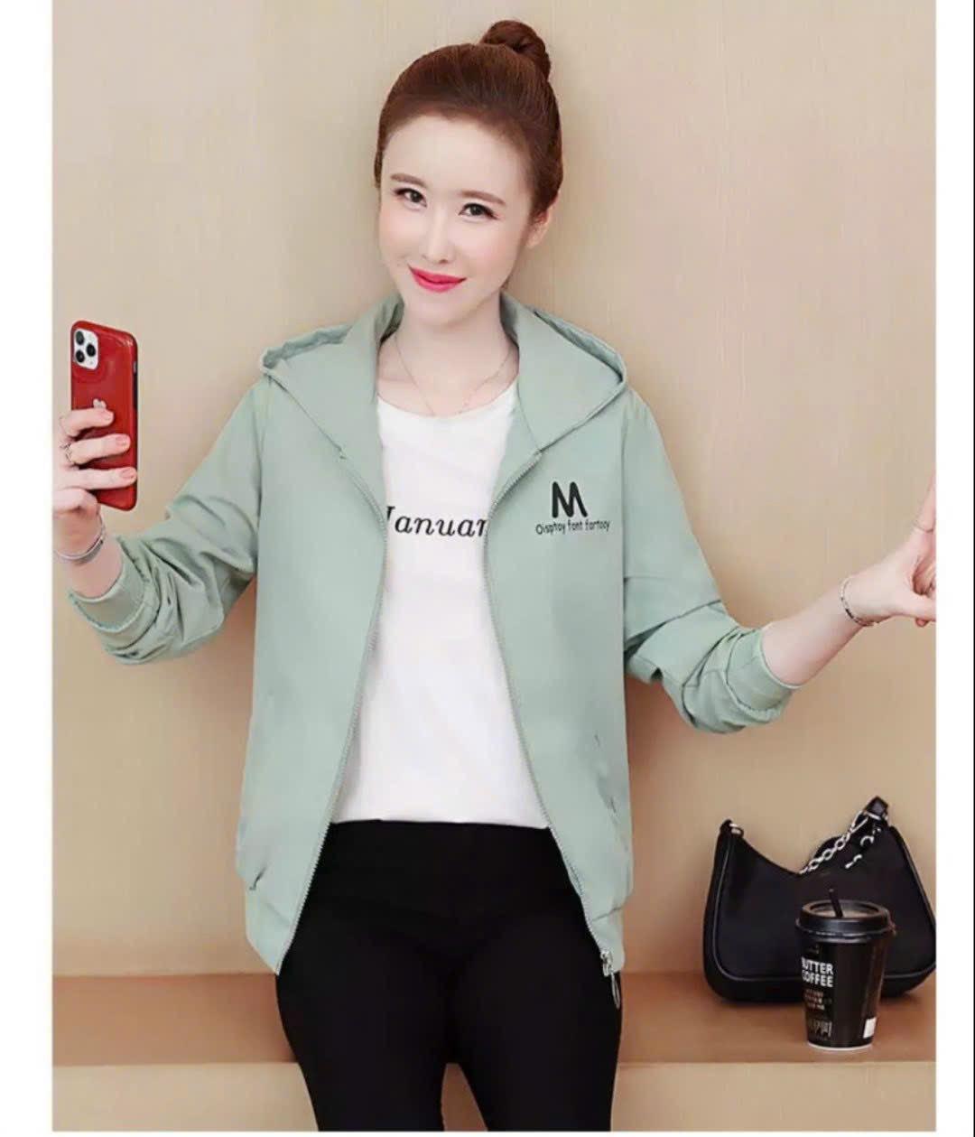 [FREESHIP] Áo khoác Gió Nữ Chất Dù Có 2 Lớp Có Phối Nón Bao Đẹp Hot Trend Có In Chữ M HTM FASHION - Gold