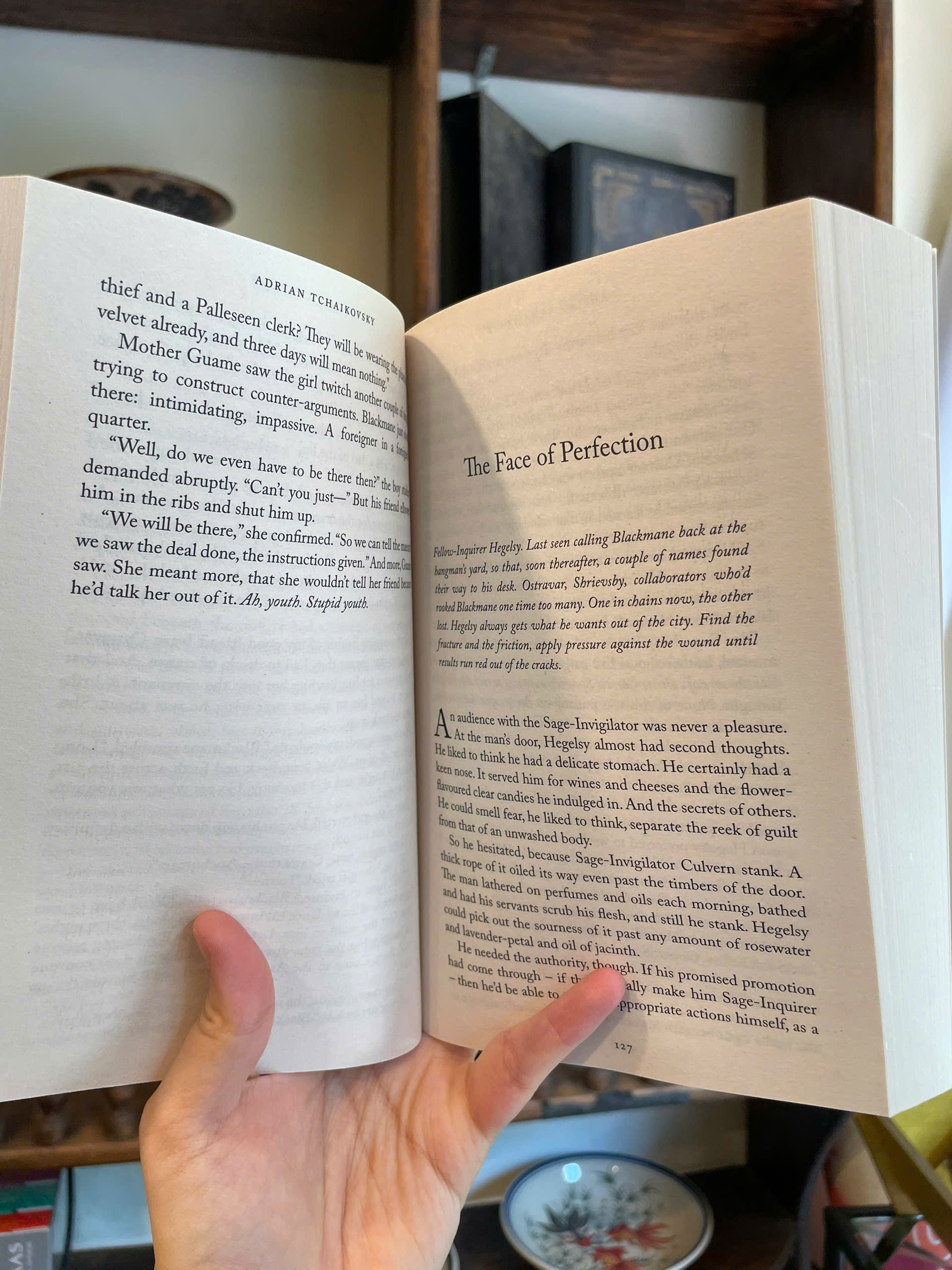 Sách - City of Last Chances by Adrian Tchaikovsky - Fantasy/Fiction book in English - Ngoại Văn