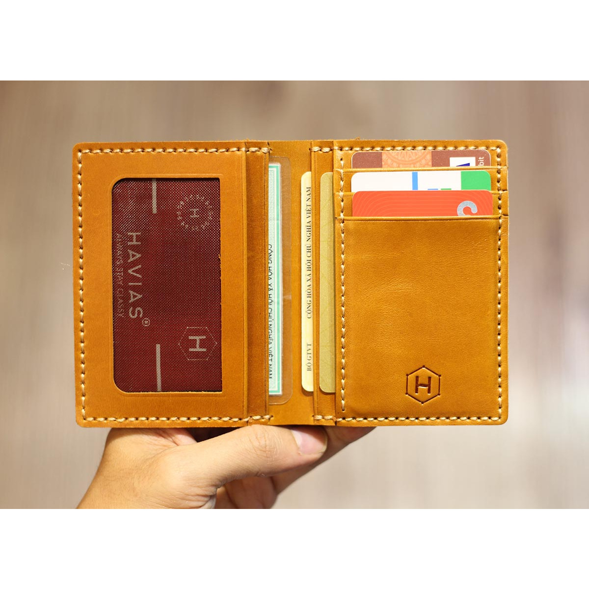 Ví da đứng Venumi Handcrafted Wallet