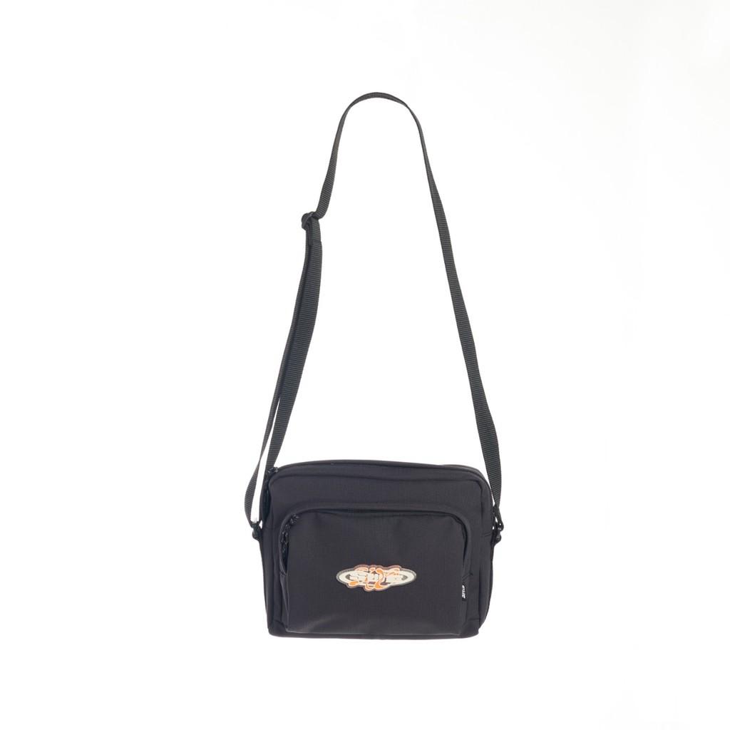 Túi đeo chéo SWE 21 SHOULDER BAG đen thời trang tiện lợi chính hãng