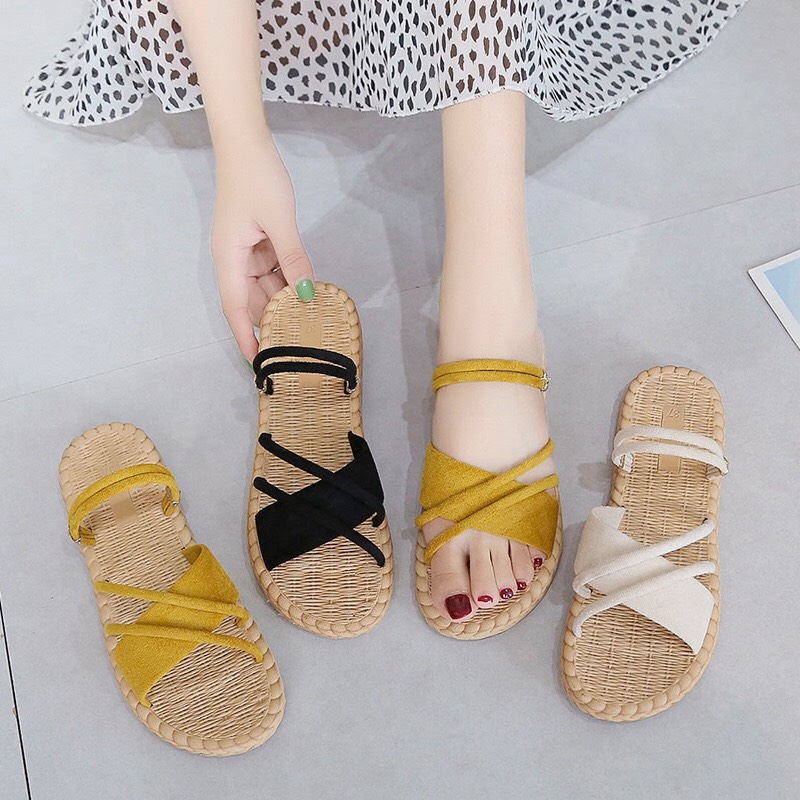 Dép Sandal nữ đế bằng quai chéo da lộn êm chân đi được 2 kiểu-SB15