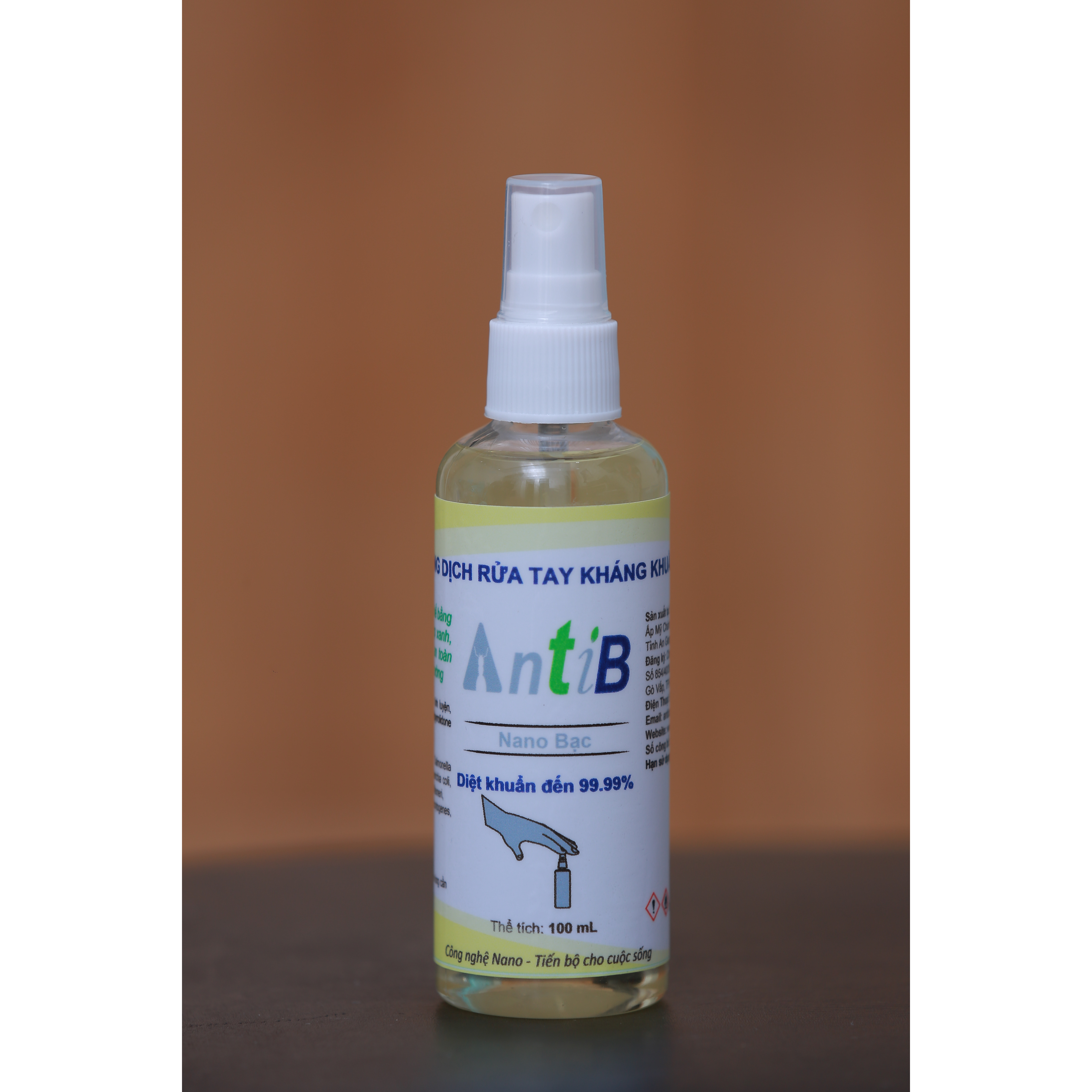 Dung dịch rửa tay kháng khuẩn AntiB (100 mL)