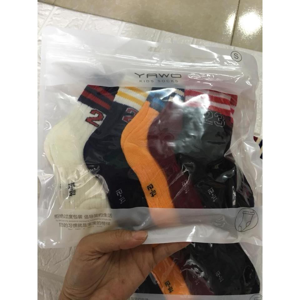 Set tất cao cổ cho bé