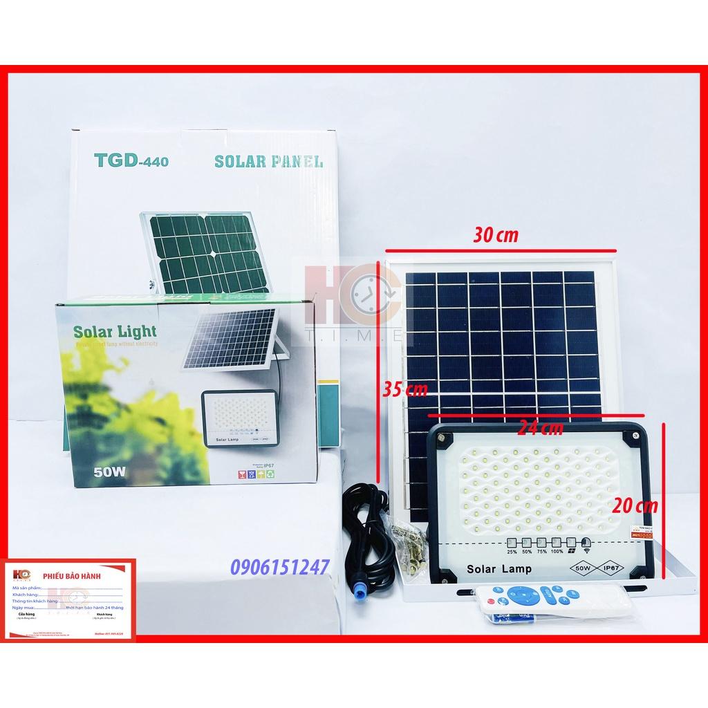 Đèn pha năng lượng mặt trời 50WL – Chống chói mắt, Đèn Led, Vỏ nhôm, Tấm pin NLMT rời, Ánh sáng trắng