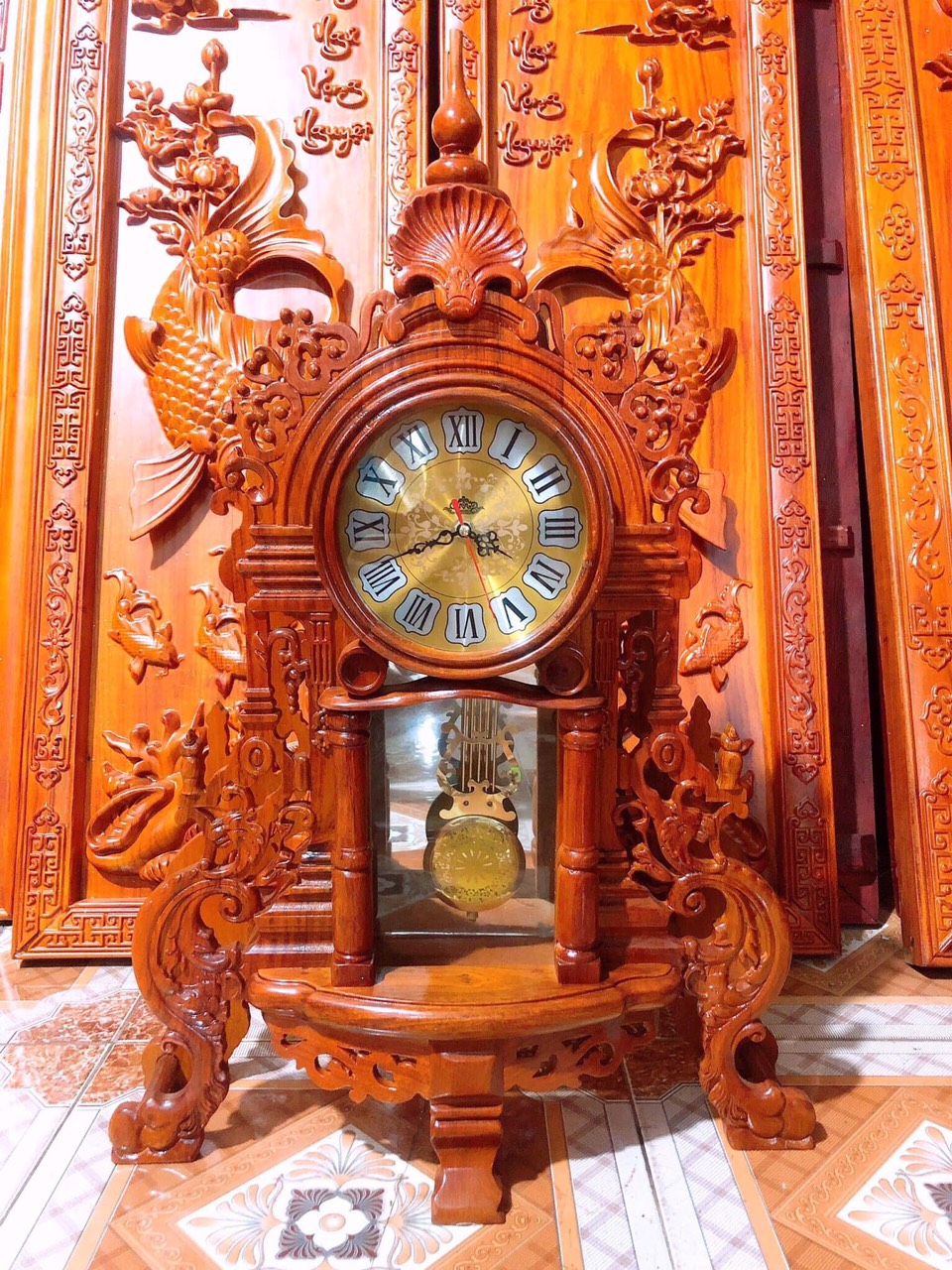 Đồng hồ gỗ hương 70cm