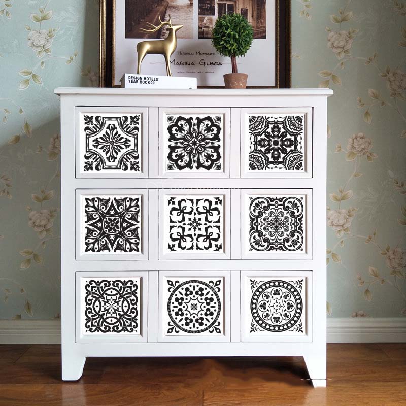 Decal họa tiết hoa văn đen trắng