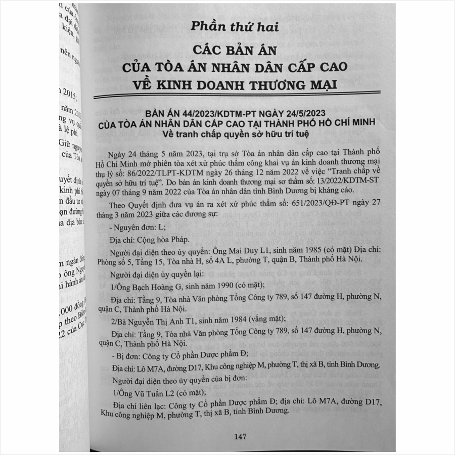 Sách Tuyển Tập Các Bản Án Của Tòa Án Nhân Cấp Cao Về Hành Chính - Kinh Doanh Thương Mại - Hôn Nhân Gia Đình - Lao Động (Dành cho Thẩm phán, Thẩm tra viên, Hội thẩm, Kiểm sát viên, Luật sư và các học viên tư pháp ) - TS. Trần Văn Hà (V2446A)